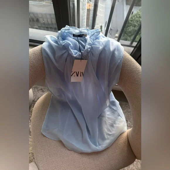 Zara Soft Blue Ruffled Blouse - Picture 2 of 2